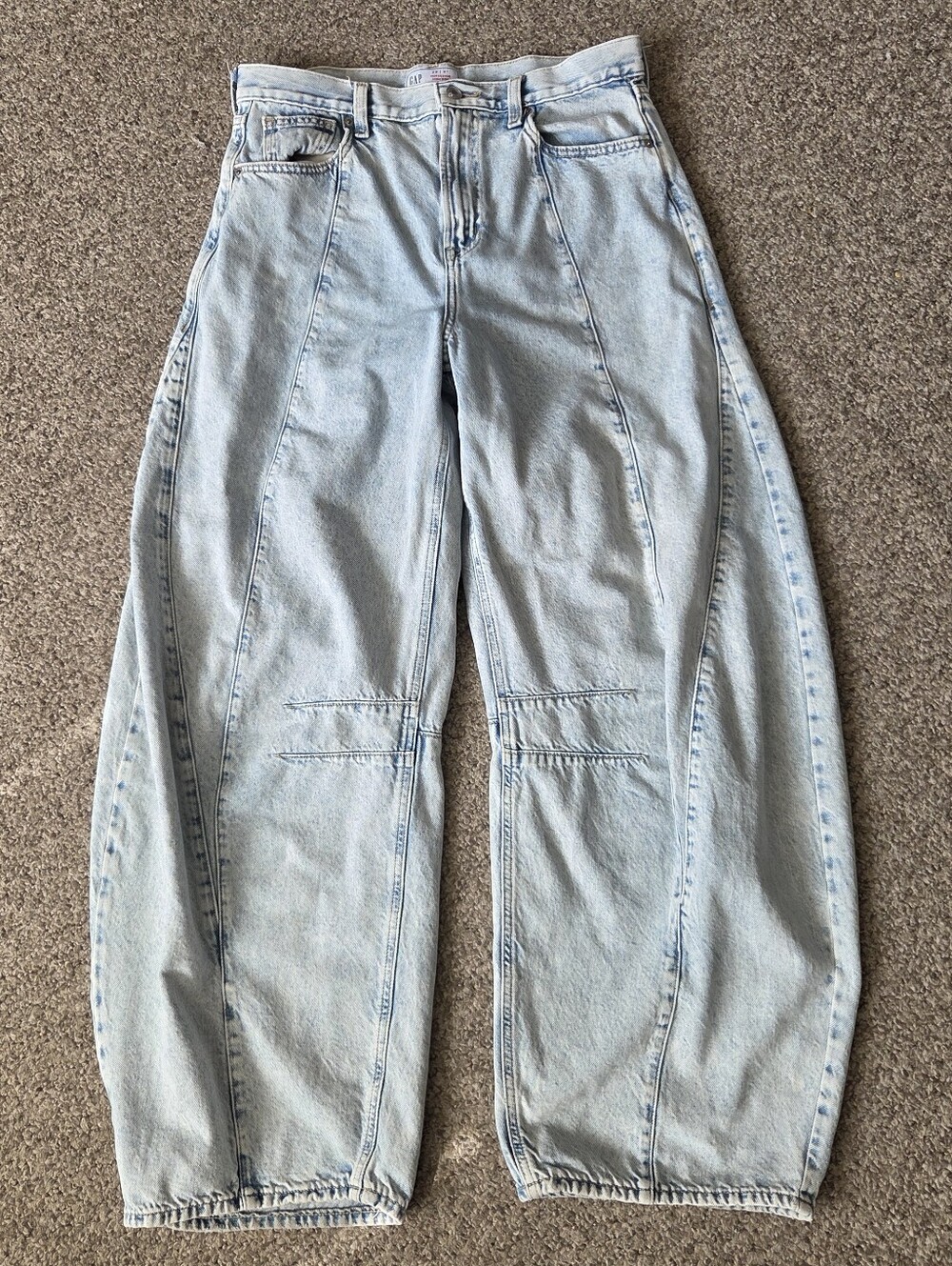 GAP High Rise UltraSoft Easy Horseshoe Barrel Leg Jeans Womens Size 29
